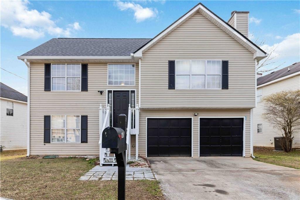 5438 Salem Springs Drive, Lithonia, GA exterior